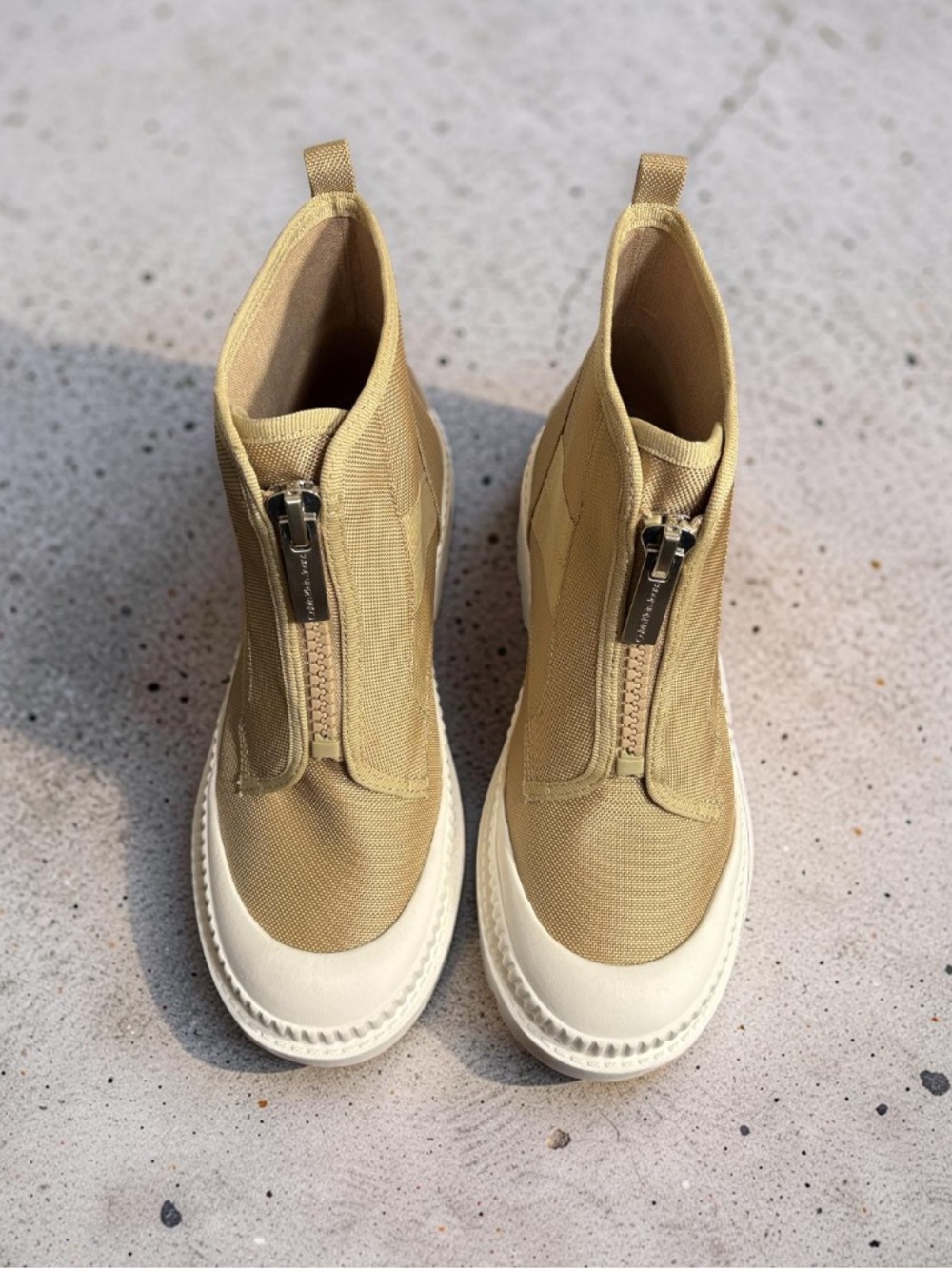 Calvin Klein Jeans Light Natural kc BERTI Textile Chelsea Lug-Sole Boots